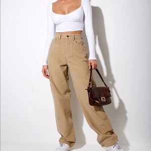 parallel jean in cord sand